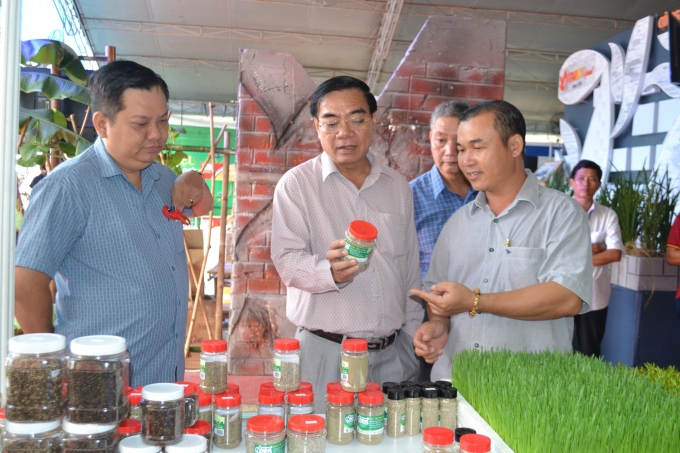 Binh Phuoc pepper products at the fair connecting supply - demand organized by the Department of Industry and Trade of Ho Chi Minh City. Photo: Tran Trung.