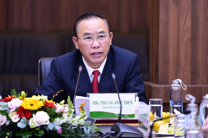 Deputy Minister Phung Duc Tien affirmed that Vietnam needs a vision to transition to a green, low-emissions and sustainable food system.  Photo: Tung Dinh.