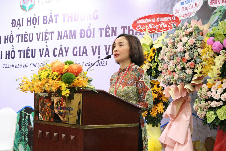 Extraordinary Congress of Vietnam Pepper Association changed its name ...