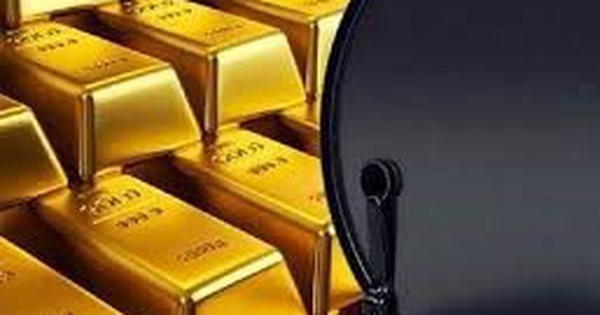 Market on March 1: Oil prices increased by about 2%, gold had the biggest monthly decline since June 2021