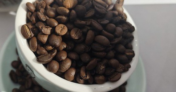 World coffee prices plummeted, why?